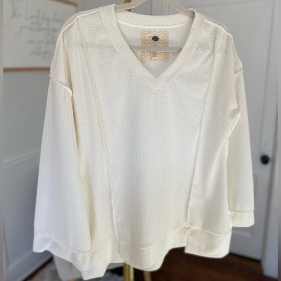 Cupio Thermal V-Neck Pullover Top Cottagecore Cozycore Buttery Soft Warm Neutral - Picture 1 of 8